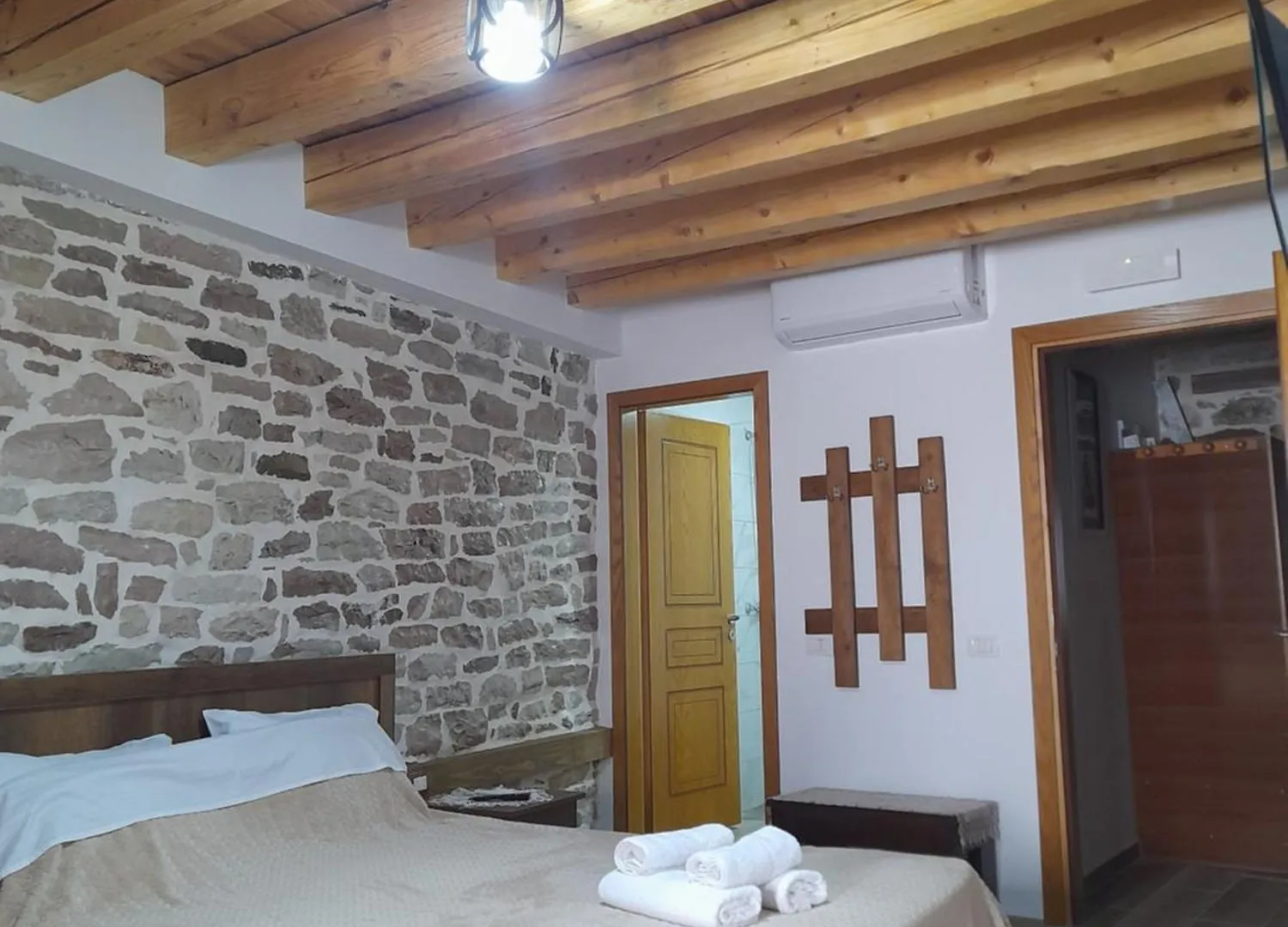Guest House Ani Gjirokastër